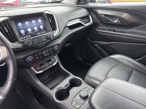 Used 2023 GMC Terrain SLT image 15