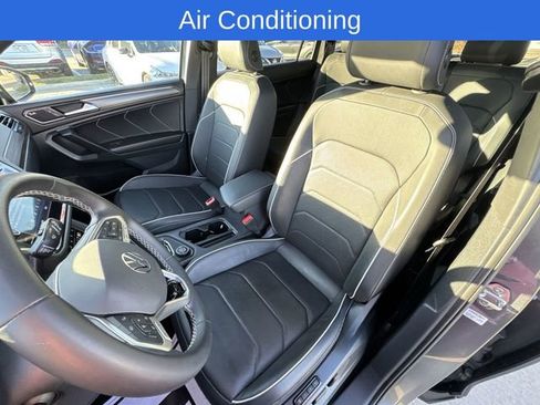 Used 2023 Volkswagen Tiguan SEL R-Line image 13