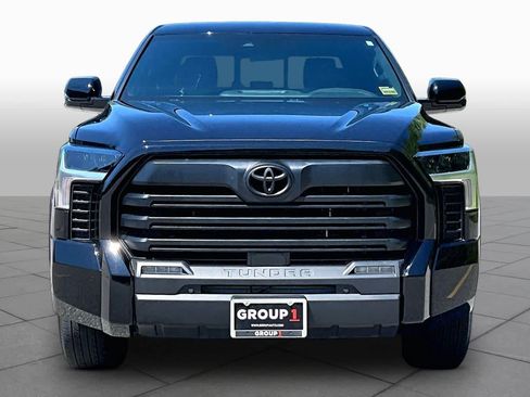 Certified 2025 Toyota Tundra SR5 w/ SR5 Convenience Package AWD/4WD image 4