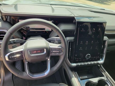 New 2026 GMC Yukon XL Elevation RWD image 12