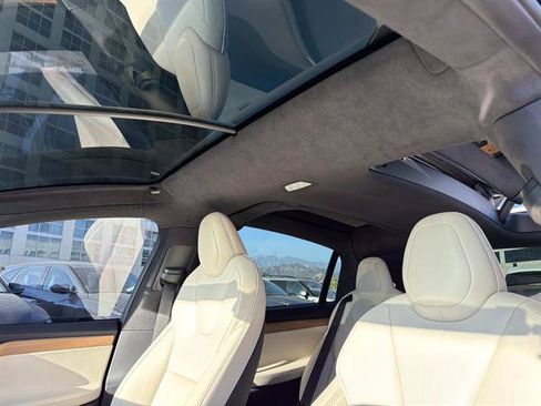 Used 2021 Tesla Model X Long Range AWD/4WD image 13