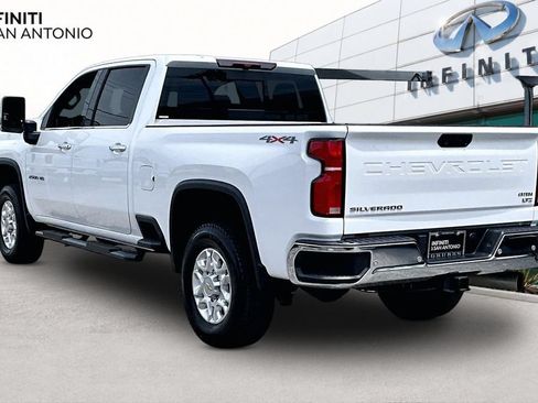 Used 2025 Chevrolet Silverado 2500 LTZ w/ LTZ Convenience Package AWD/4WD image 16