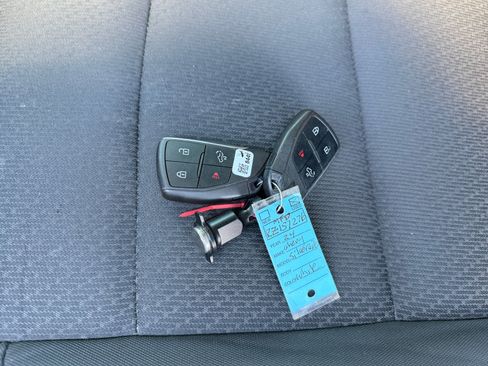 Used 2024 Chevrolet Silverado 1500 W/T w/ WT Value Package RWD image 32