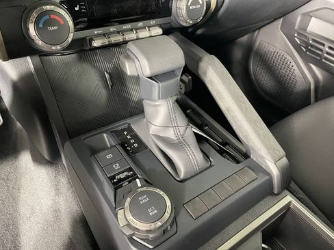 New 2026 Toyota Tacoma SR5 AWD/4WD image 7