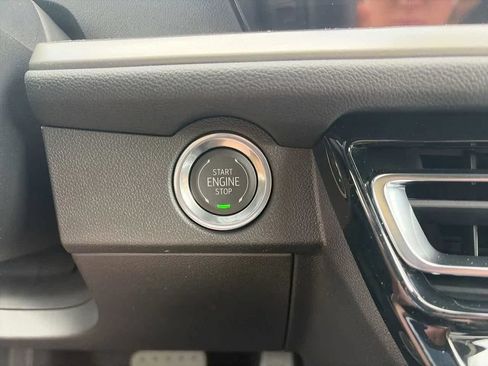 New 2026 Chevrolet Traverse LT w/ Driver Confidence Package FWD image 27