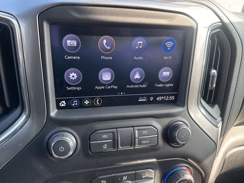 Used 2021 Chevrolet Silverado 1500 LT image 16