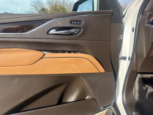 Used 2022 Cadillac Escalade Sport w/ Heavy-Duty Trailer Package image 12