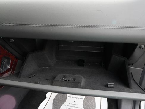 Used 2017 Land Rover Discovery Sport HSE Luxury image 74