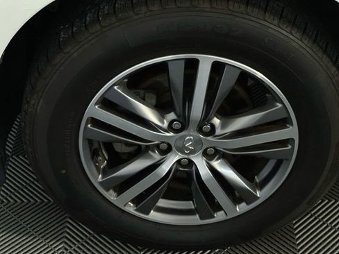 Used 2020 INFINITI QX60 Luxe w/ Essential Package FWD image 11