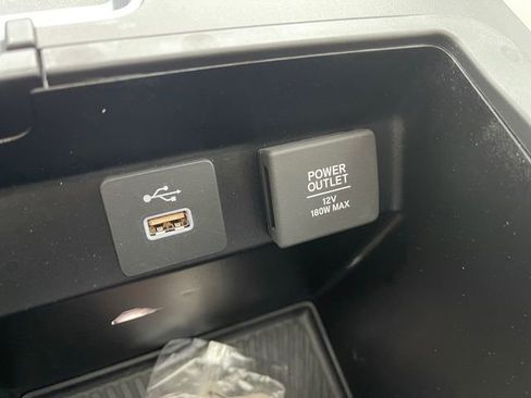 Used 2023 Acura MDX SH-AWD w/ Advance Package image 33