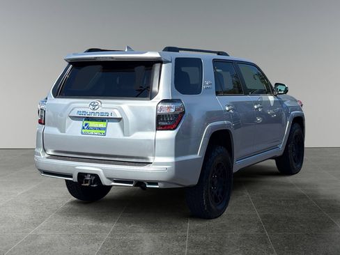 Used 2022 Toyota 4Runner TRD Sport image 7