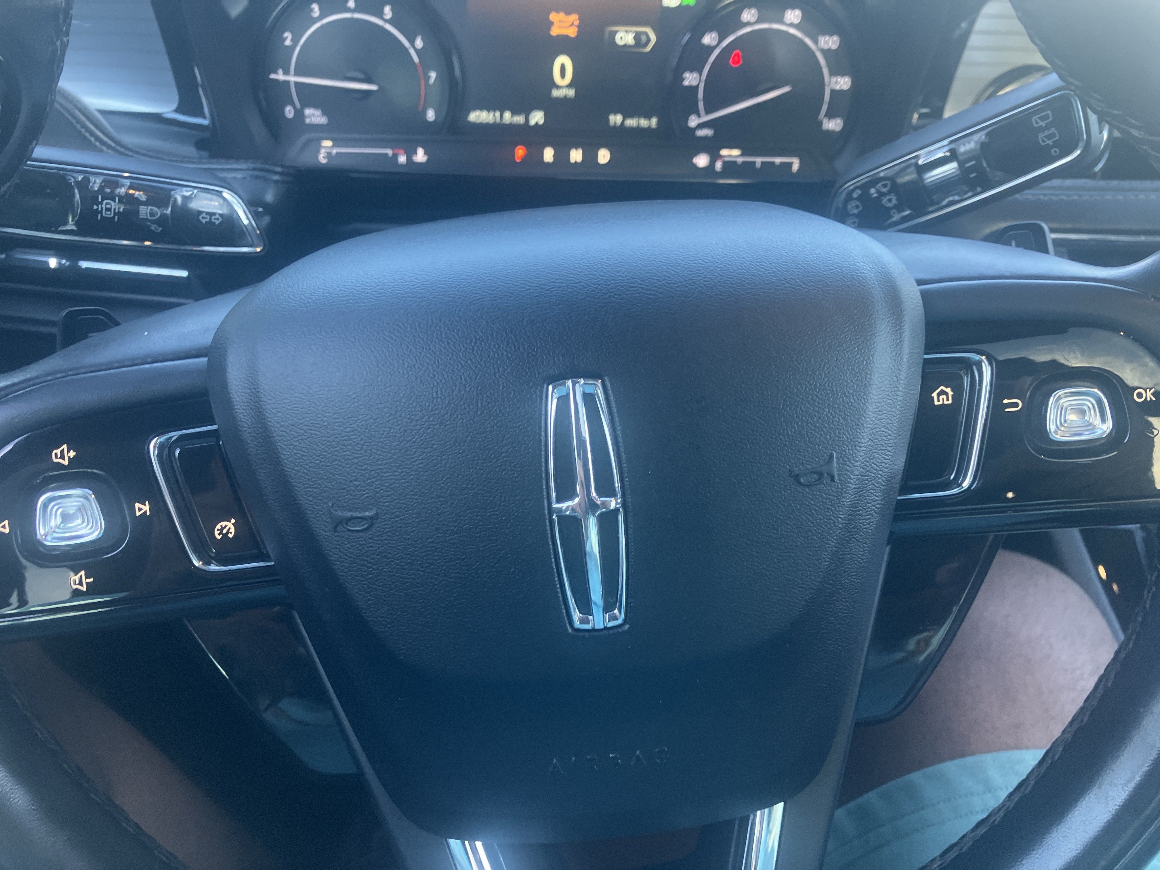 Used 2022 Lincoln Corsair AWD w/ Premium Package image 25