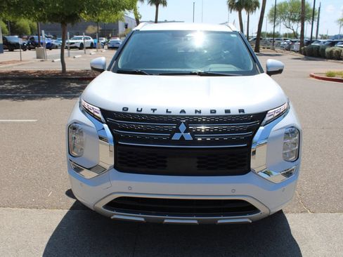 Used 2023 Mitsubishi Outlander SEL FWD image 8