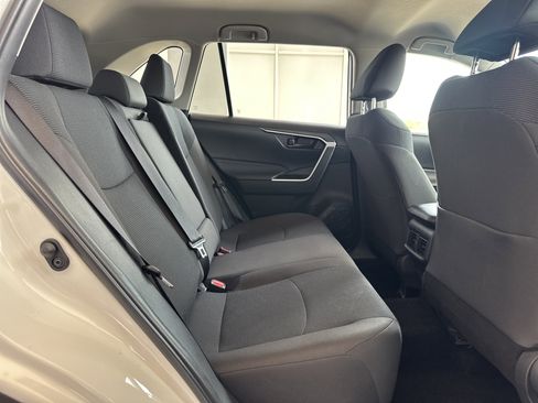 Used 2025 Toyota RAV4 LE AWD/4WD image 17