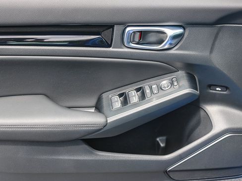 Used 2023 Honda Civic Touring image 21