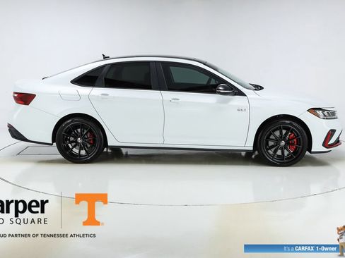 Used 2025 Volkswagen Jetta GLI Autobahn w/ GLI Black Package image 47