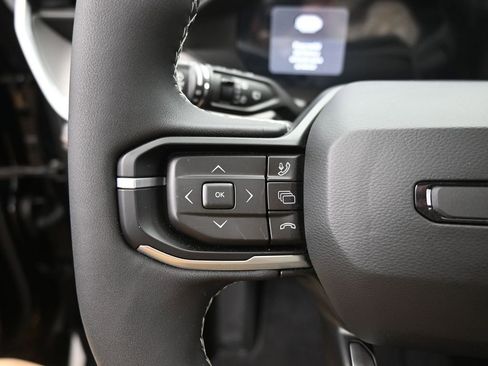 New 2026 Jeep Cherokee Limited image 32