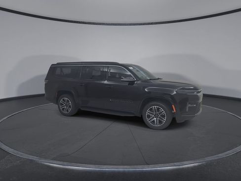 New 2026 Jeep Grand Wagoneer L 4WD image 2