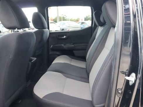 Used 2021 Toyota Tacoma TRD Sport RWD image 16
