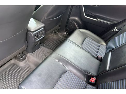 Used 2021 Toyota RAV4 XSE w/ XSE Grade Weather Package AWD/4WD image 13