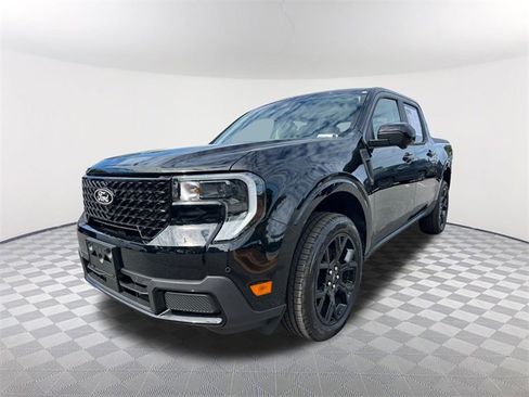 Used 2025 Ford Maverick Lariat w/ Black Appearance Package image 1
