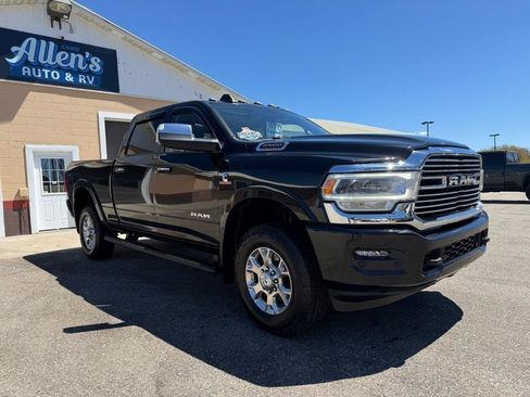 Used 2022 RAM 2500 Laramie AWD/4WD image 4