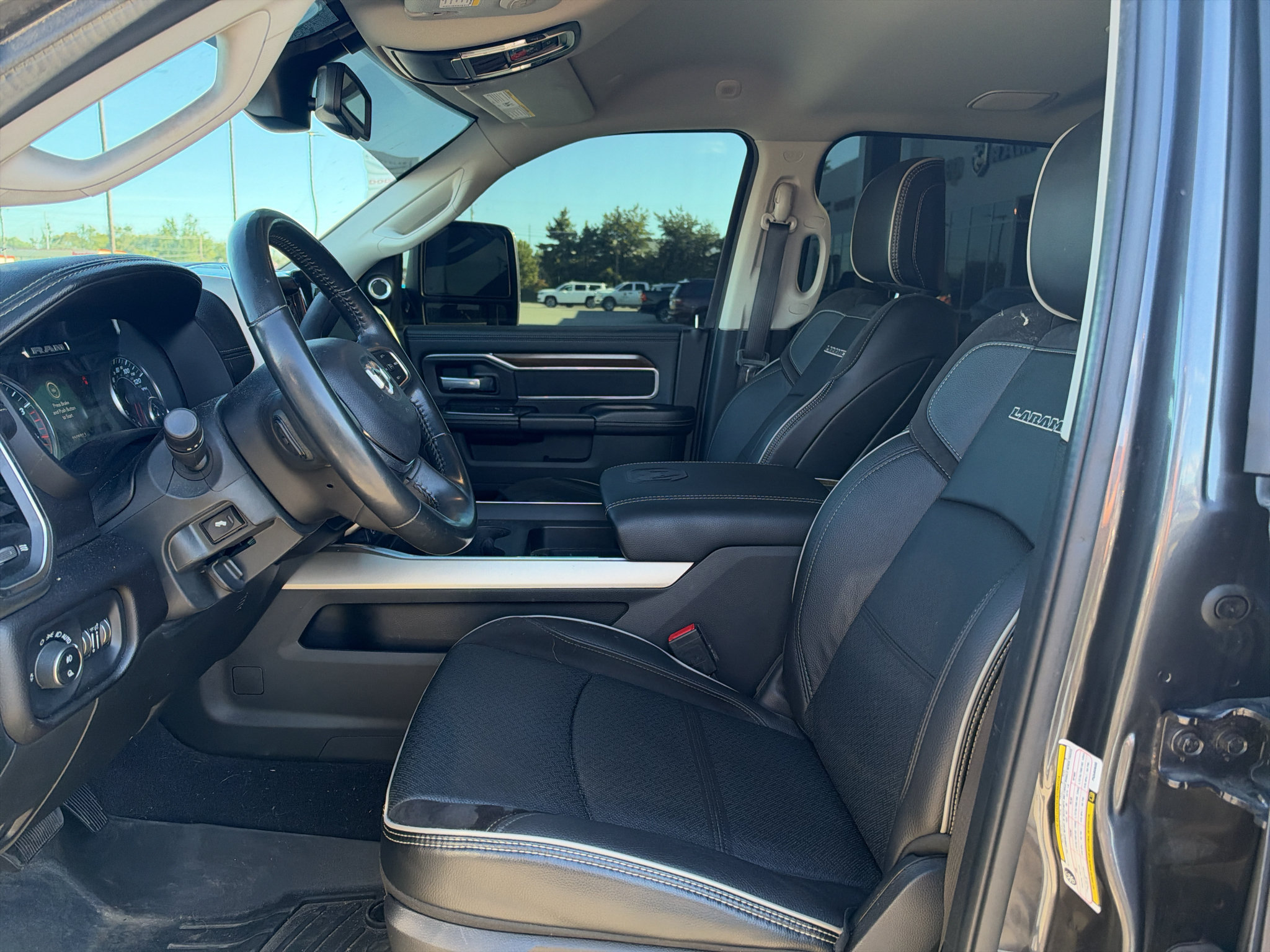 Certified 2023 RAM 2500 Laramie AWD/4WD image 11