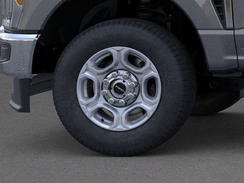 New 2026 Ford F250 XLT w/ Snow Plow Prep Package image 19