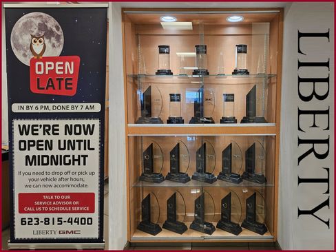 Used 2022 GMC Canyon Elevation image 8