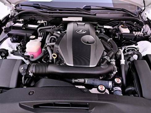 Used 2017 Lexus IS 200t IS Turbo RWD image 44