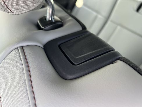 New 2025 Ford Explorer Active w/ Active Comfort Package image 39