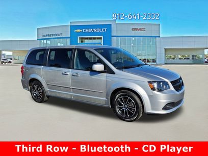 Used 2015 Dodge Grand Caravan SE