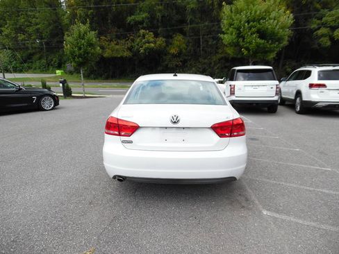 Used 2013 Volkswagen Passat 2.5 SE FWD image 5