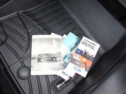 Used 2022 Ford Escape SEL image 43