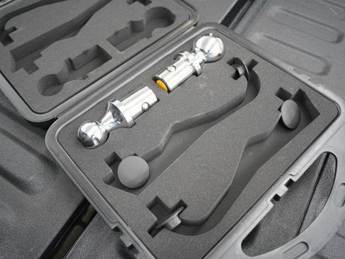 Used 2022 Ford F350 Lariat w/ Lariat Value Package image 40