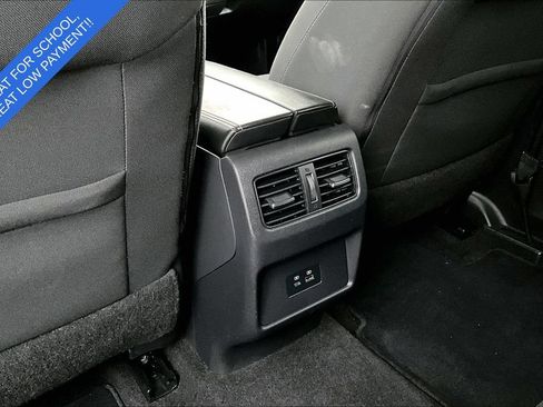 Used 2021 Nissan Rogue SV FWD image 30
