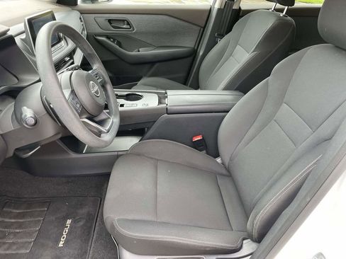 Used 2023 Nissan Rogue S FWD image 13