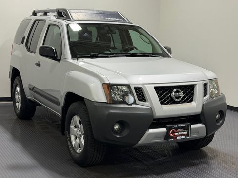 Used 2012 Nissan Xterra S AWD/4WD image 3