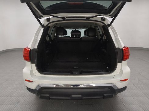 Used 2019 Nissan Pathfinder SL image 29