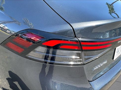 Used 2023 Honda Accord EX image 28