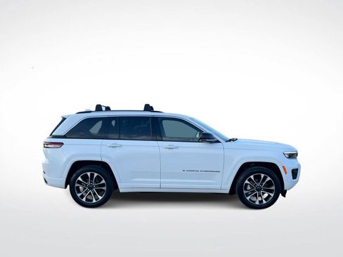 Used 2022 Jeep Grand Cherokee Overland image 9