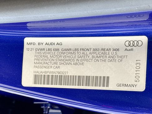 Used 2022 Audi RS e-tron GT w/ Year 1 Package image 30