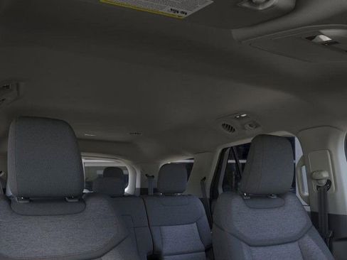 New 2026 Ford Explorer Active image 22