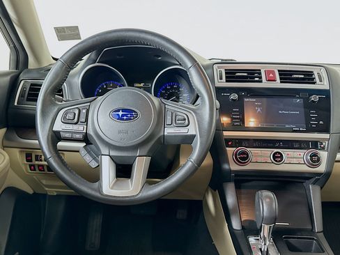 Used 2017 Subaru Outback 2.5i Limited w/ Popular Package #5 image 18