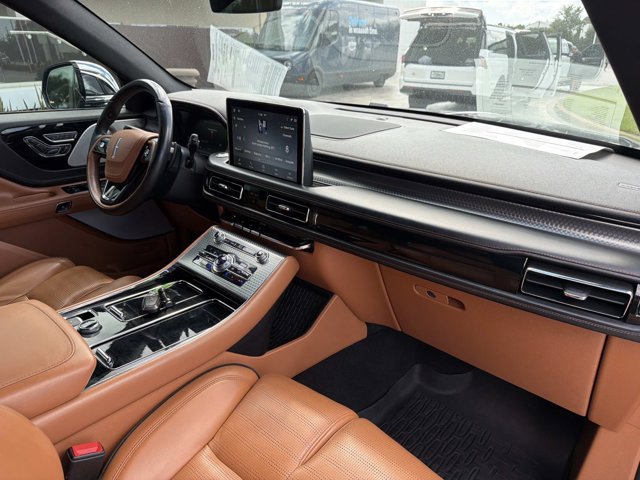Used 2020 Lincoln Aviator Black Label w/ Dynamic Handling Package AWD/4WD image 21