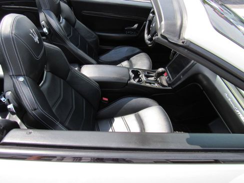 Used 2014 Maserati GranTurismo MC RWD image 36