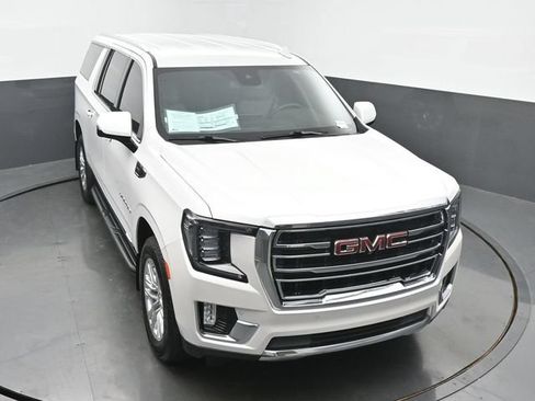 Used 2024 GMC Yukon XL SLT w/ SLT Luxury Package AWD/4WD image 45