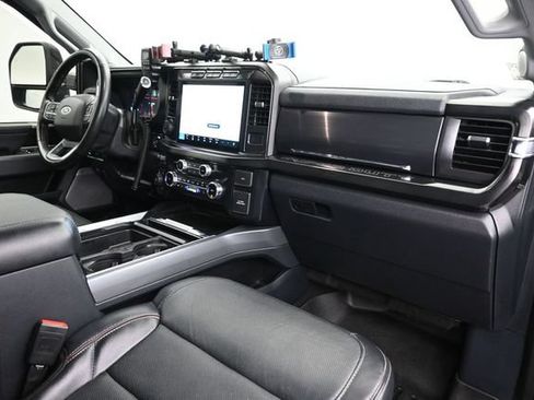 Certified 2024 Ford F450 Lariat w/ Lariat Ultimate Package AWD/4WD image 10