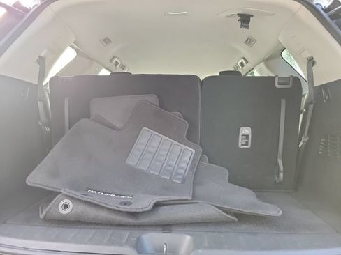Used 2024 Nissan Pathfinder SV FWD image 5