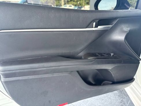 Used 2024 Toyota Camry SE FWD image 31